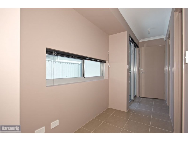 17 Affable Way, Atwell WA 6164