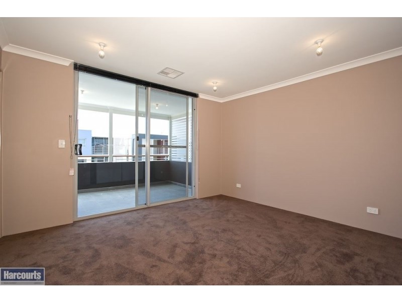 17 Affable Way, Atwell WA 6164