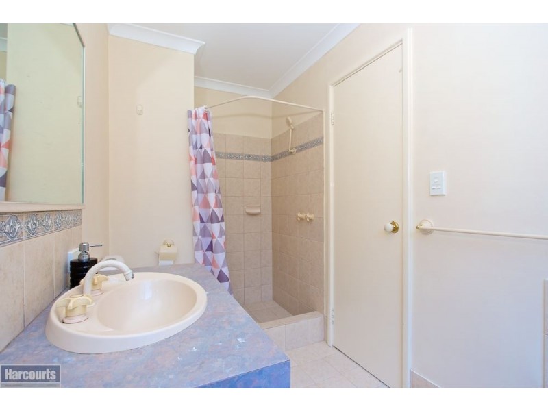 16 Wah Court, Atwell WA 6164