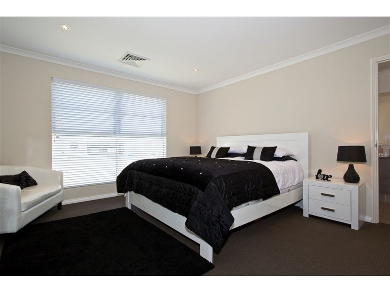 29 Descanso Loop, Aubin Grove WA 6164