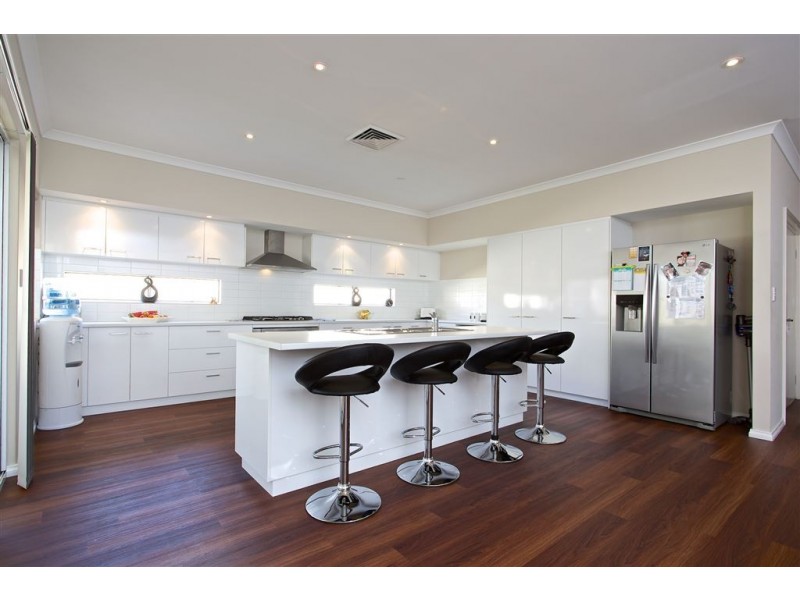 29 Descanso Loop, Aubin Grove WA 6164