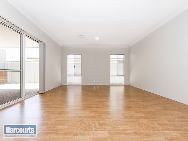 10 Canunda Approach, Wandi WA 6167