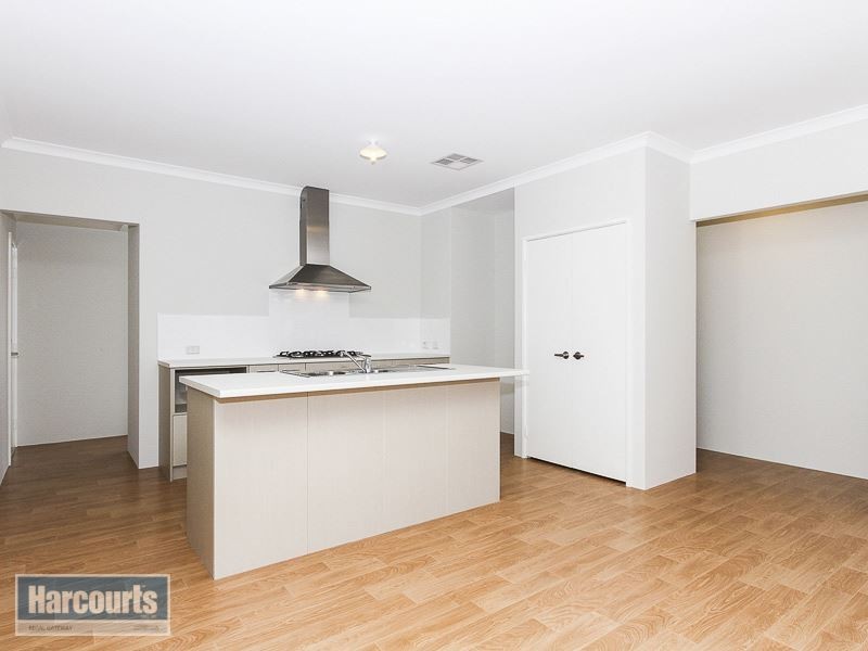 10 Canunda Approach, Wandi WA 6167