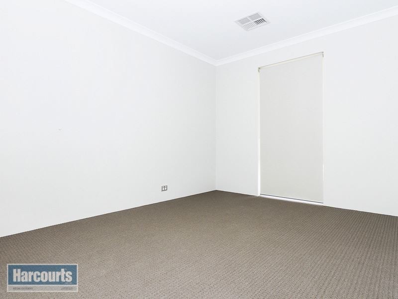 10 Canunda Approach, Wandi WA 6167