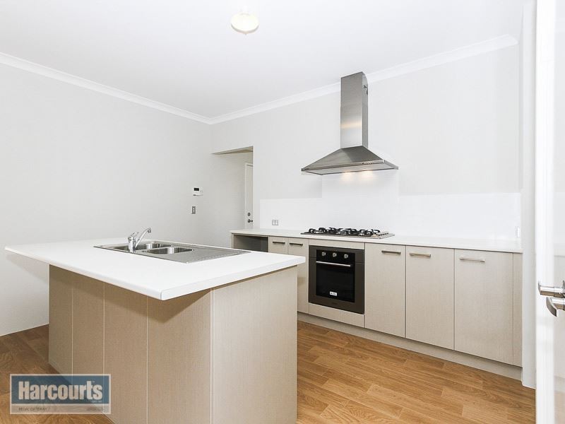 10 Canunda Approach, Wandi WA 6167