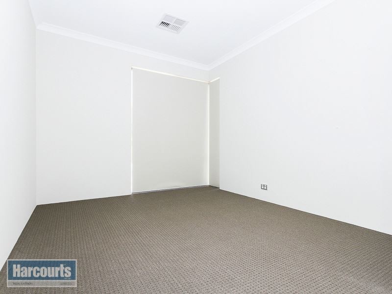 10 Canunda Approach, Wandi WA 6167