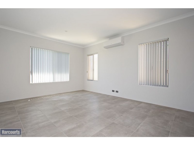 9 Thangoo Way, Golden Bay WA 6174