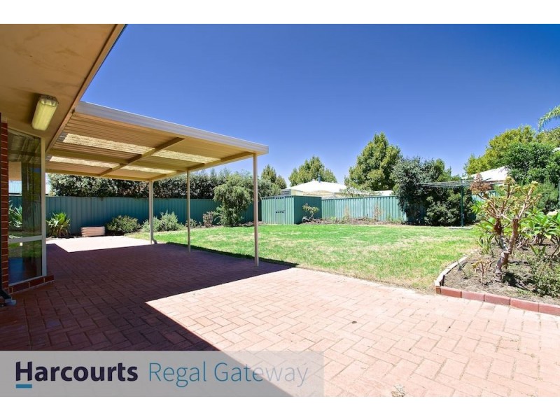 8 Hedges Retreat, Atwell WA 6164