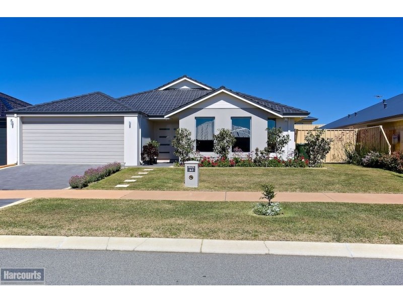 63 Bellingham Road, Hammond Park WA 6164
