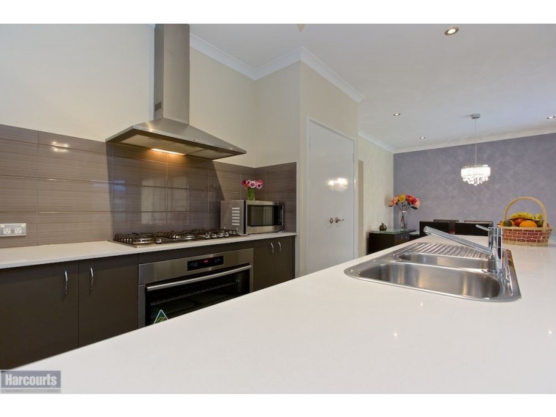 63 Bellingham Road, Hammond Park WA 6164