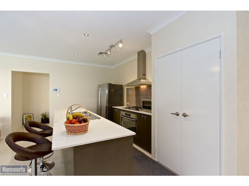 63 Bellingham Road, Hammond Park WA 6164