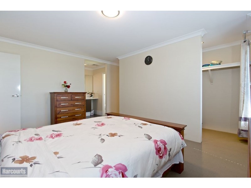 63 Bellingham Road, Hammond Park WA 6164