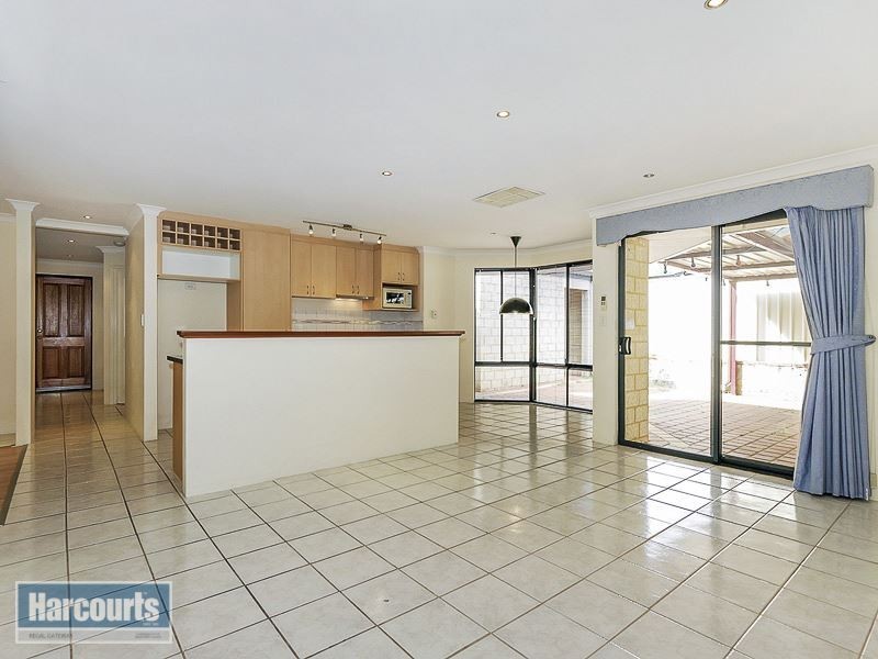 373 Fulham Street, Cloverdale WA 6105