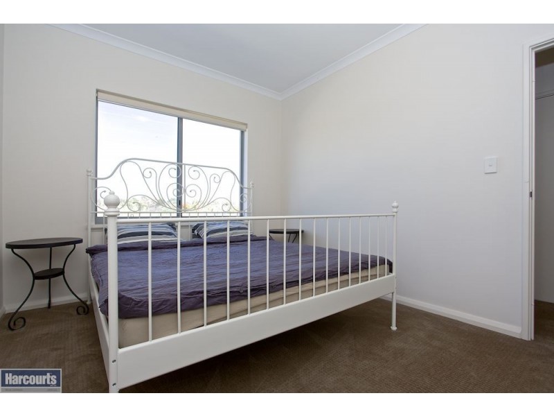 1/65 Baler Court, Hammond Park WA 6164