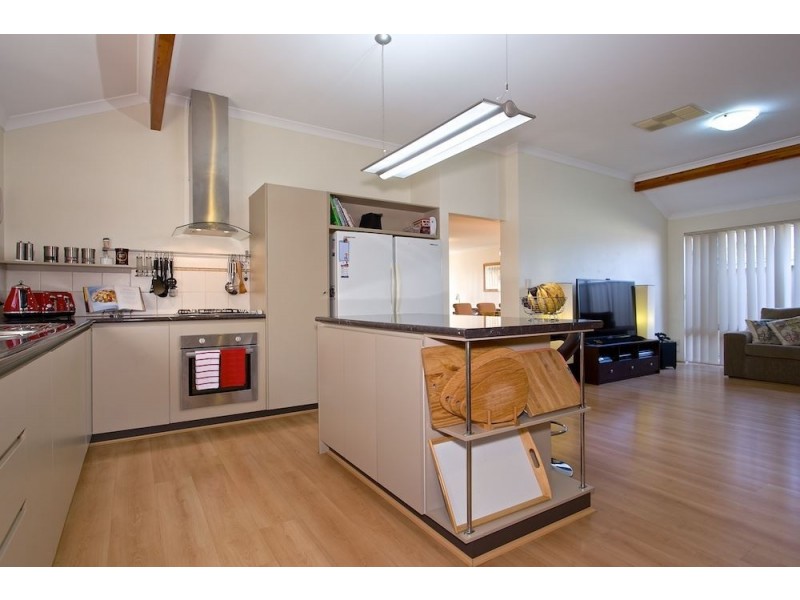 42 Wanstead Vista, Bertram WA 6167