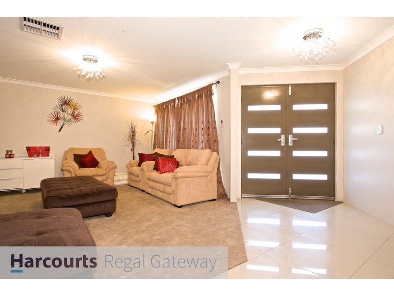 1 Dianella Road, Hammond Park WA 6164