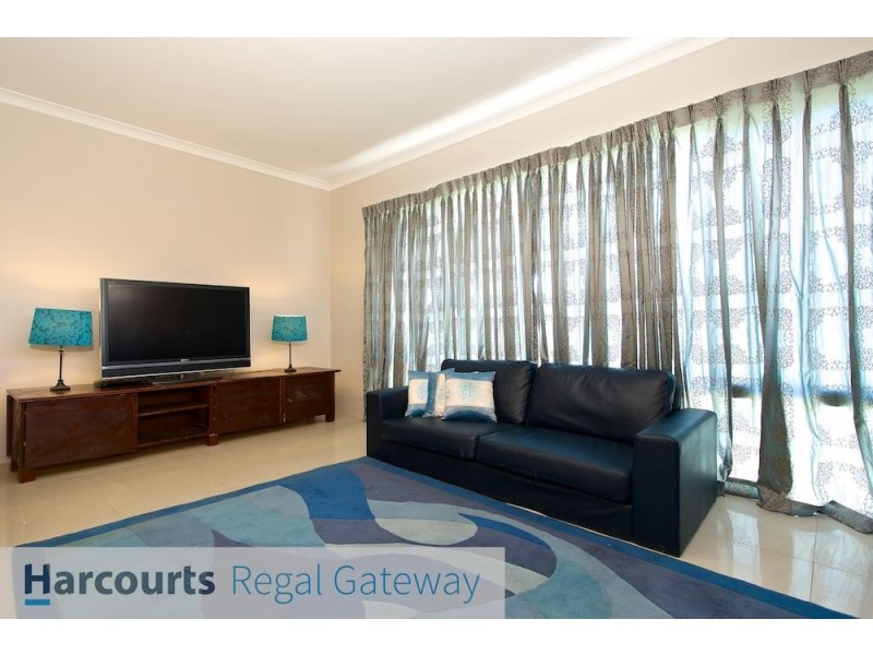 1 Dianella Road, Hammond Park WA 6164