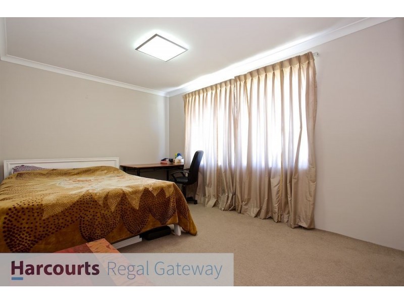 1 Dianella Road, Hammond Park WA 6164