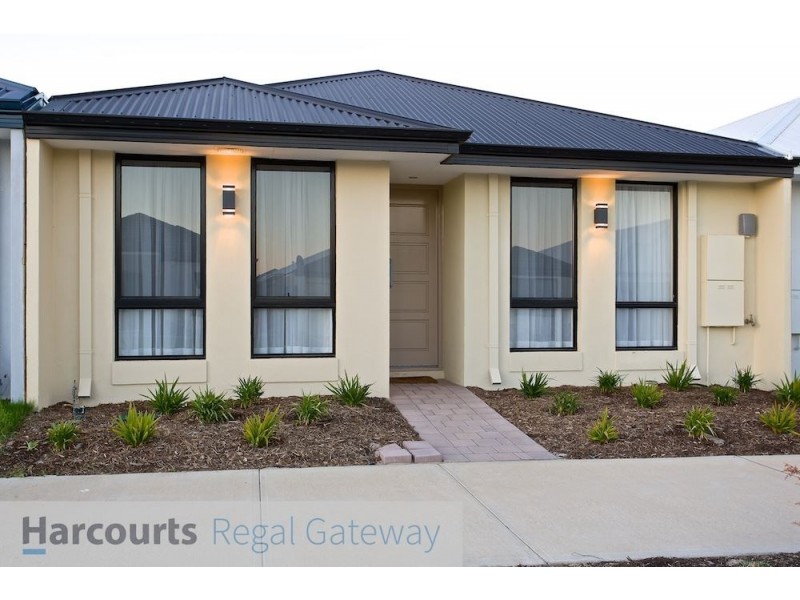 8 Towarri Way, Wandi WA 6167