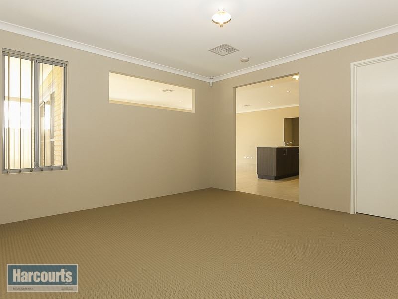 117 Honeywood Avenue, Wandi WA 6167