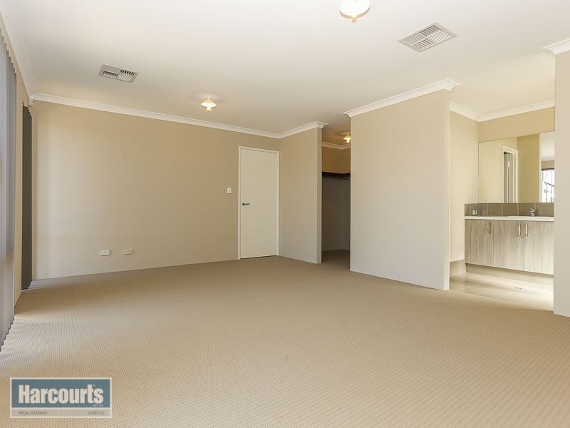 117 Honeywood Avenue, Wandi WA 6167