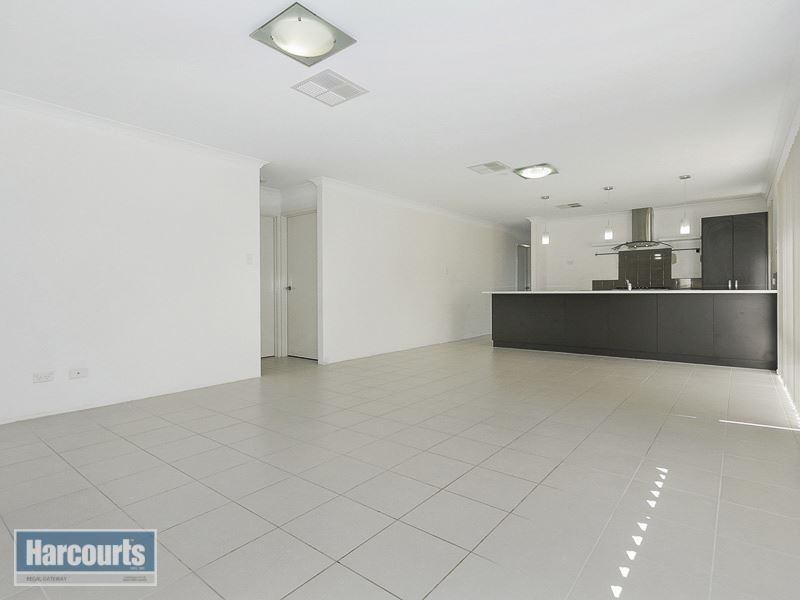 54 Gaebler Road, Aubin Grove WA 6164