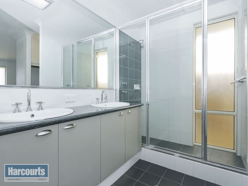 54 Gaebler Road, Aubin Grove WA 6164