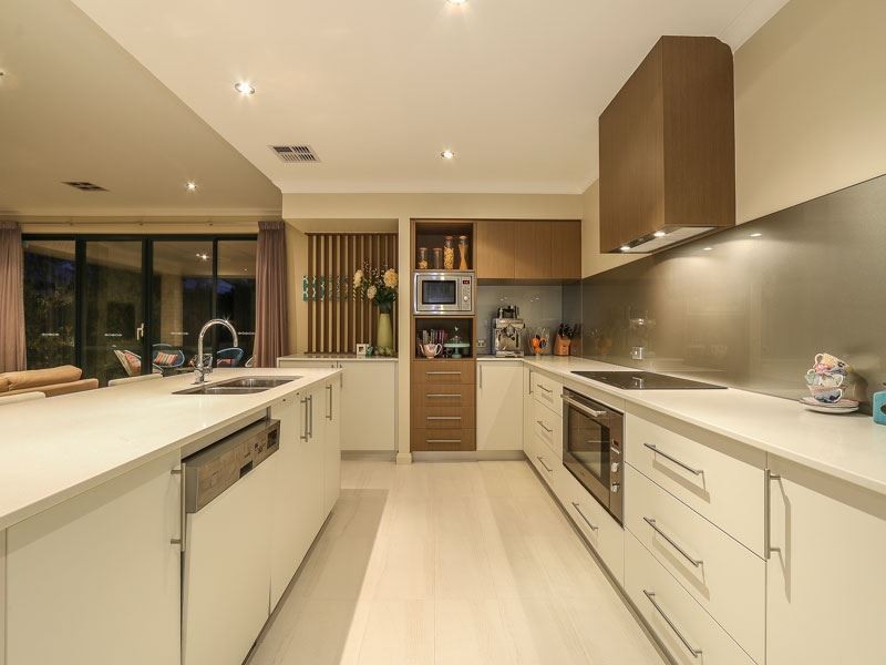 33 blue mountain Circuit, Aubin Grove WA 6164