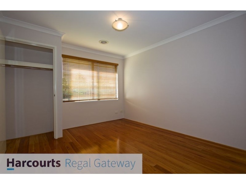 7 Fellowship Link, Atwell WA 6164