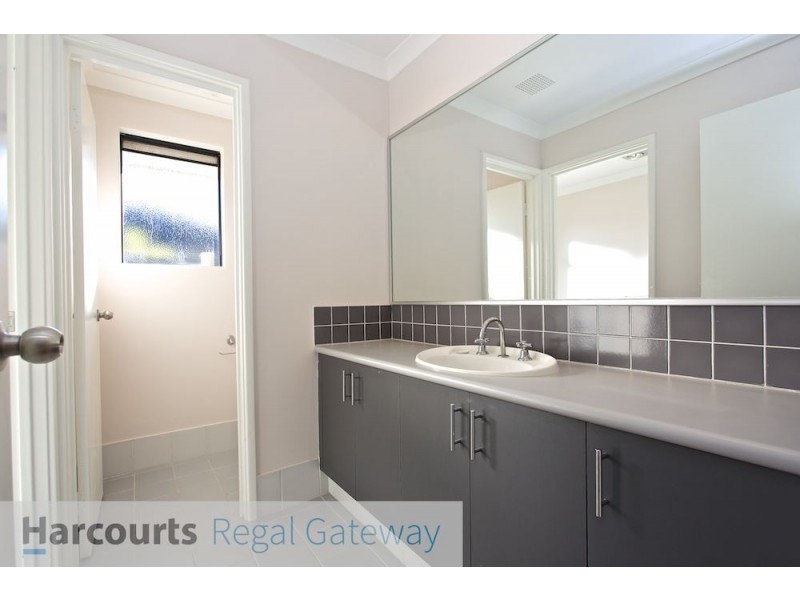 7 Fellowship Link, Atwell WA 6164