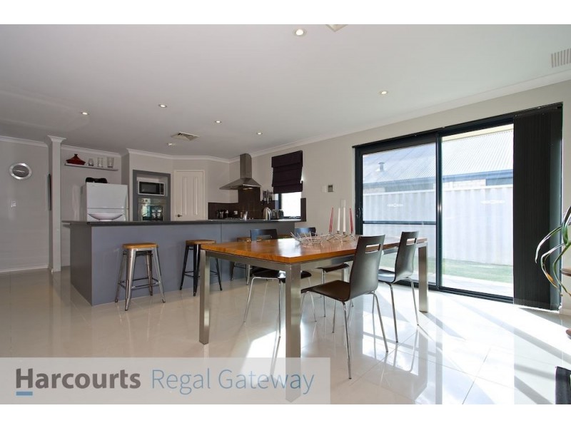 30 Sanguine Way, Atwell WA 6164