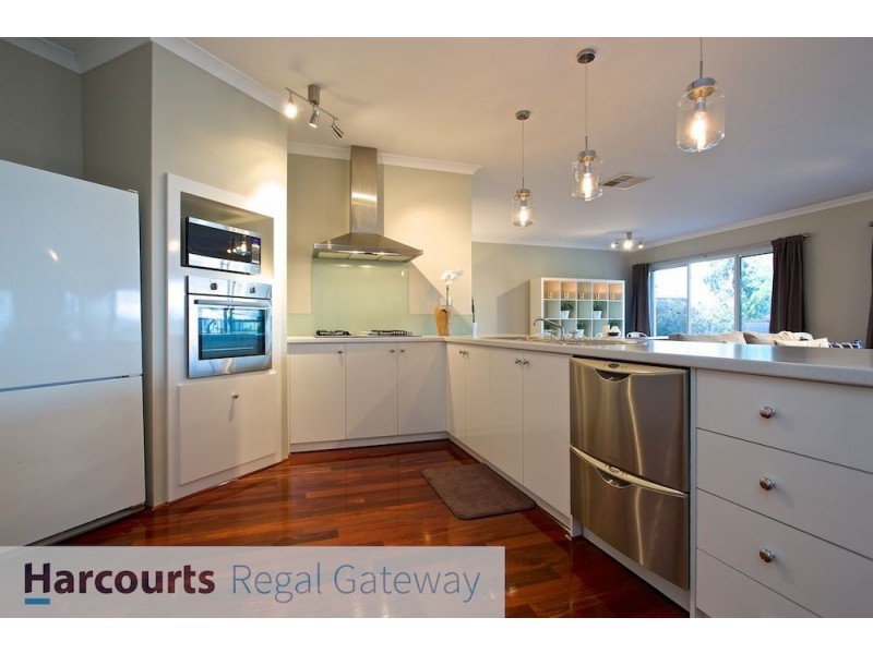 16 Serotina Lane, Aubin Grove WA 6164