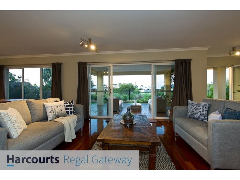 16 Serotina Lane, Aubin Grove WA 6164