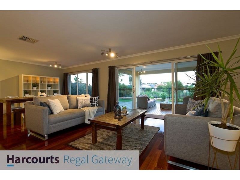 16 Serotina Lane, Aubin Grove WA 6164
