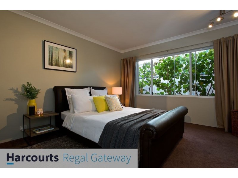 16 Serotina Lane, Aubin Grove WA 6164
