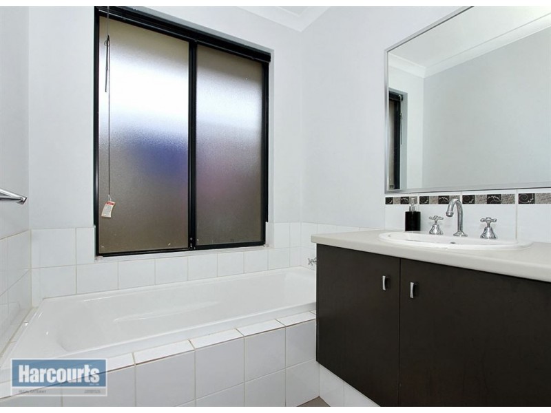 33 Evans Way, Byford WA 6122