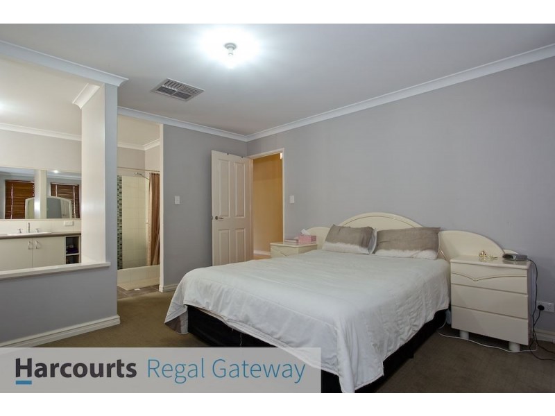 23 Patchouli Circle, Atwell WA 6164