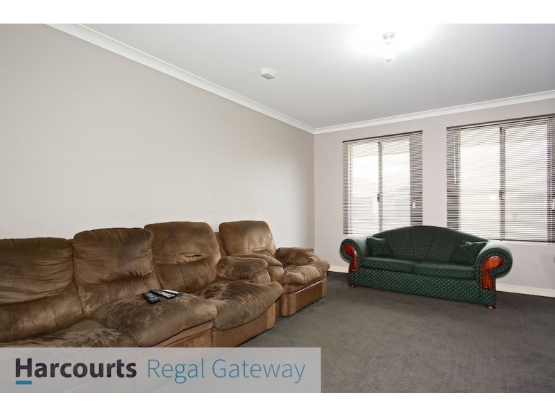 23 Patchouli Circle, Atwell WA 6164