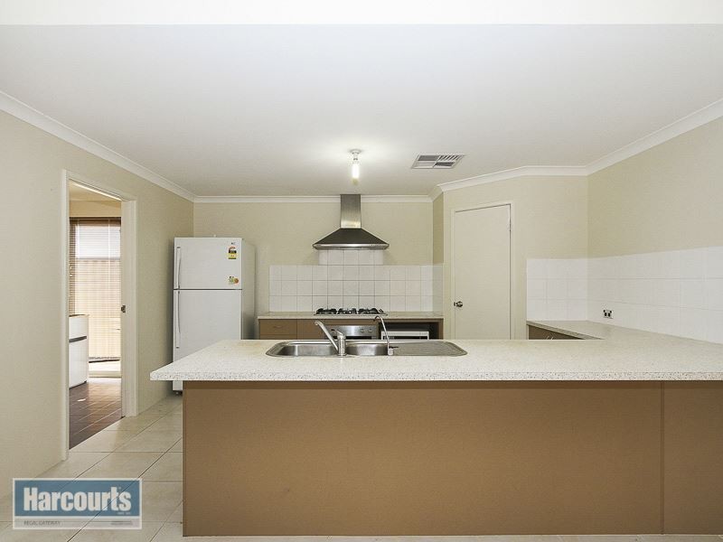 32 Longwood Bend, Aubin Grove WA 6164