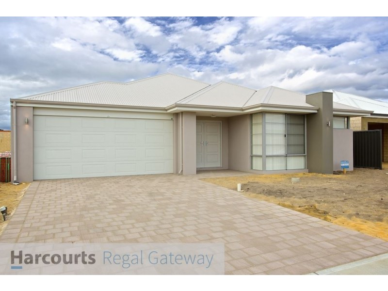 6 Foxglove Street, Piara Waters WA 6112