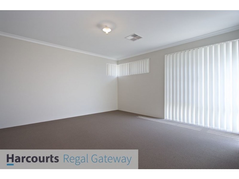 6 Foxglove Street, Piara Waters WA 6112