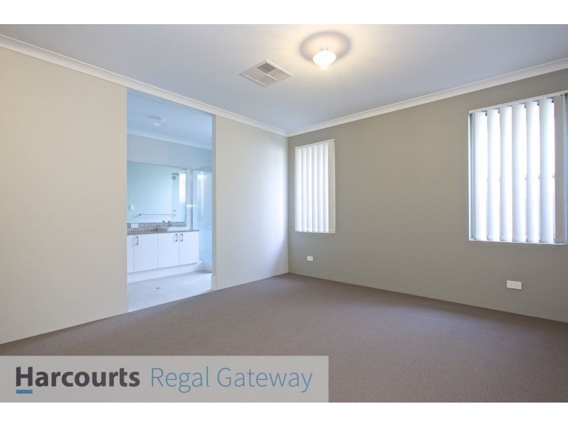 6 Foxglove Street, Piara Waters WA 6112