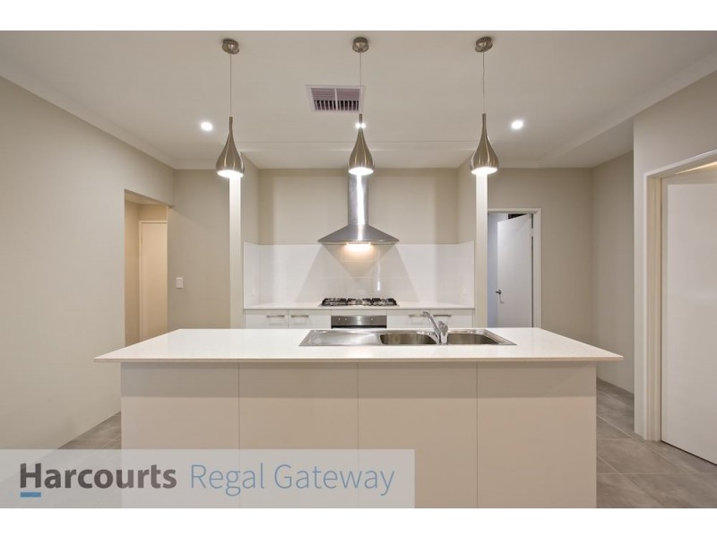 7 Faverolles Drive, Southern River WA 6110