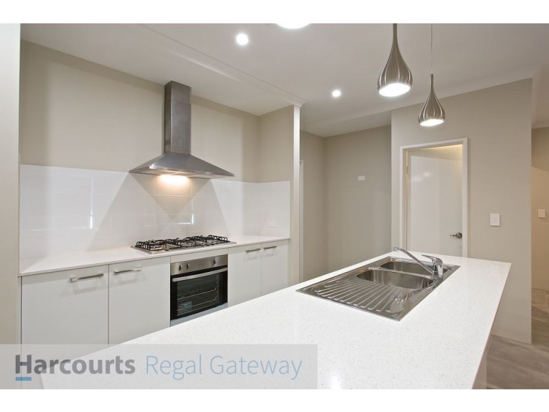 7 Faverolles Drive, Southern River WA 6110