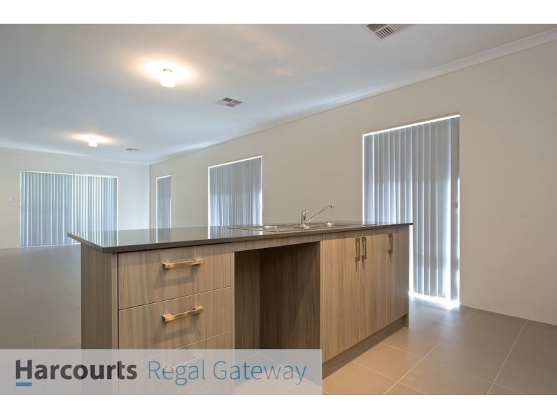 173 Honeywood Avenue, Wandi WA 6167