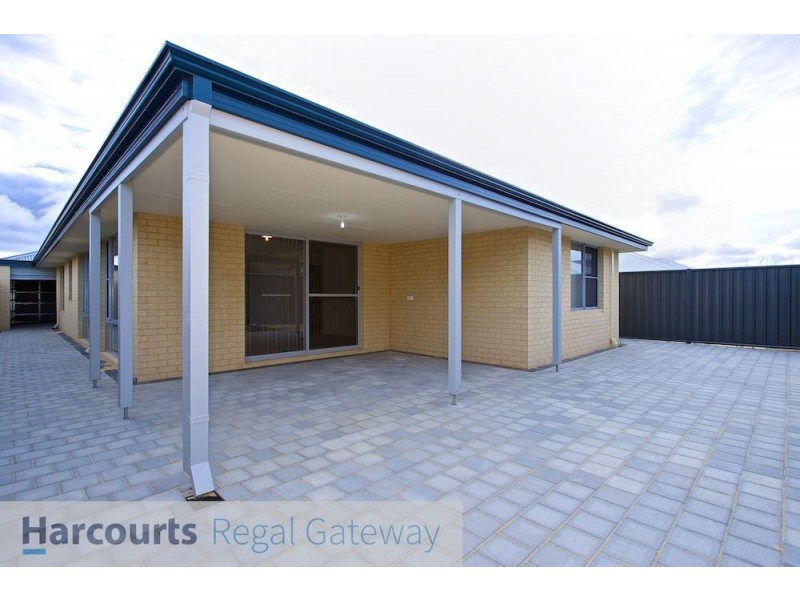 8 Brampton Road, Wandi WA 6167