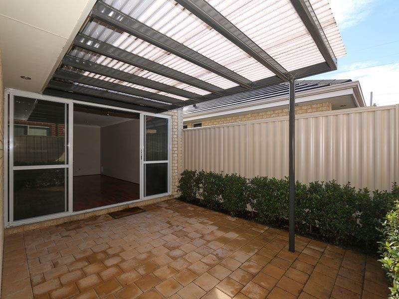 7/42 Baler Court, Hammond Park WA 6164