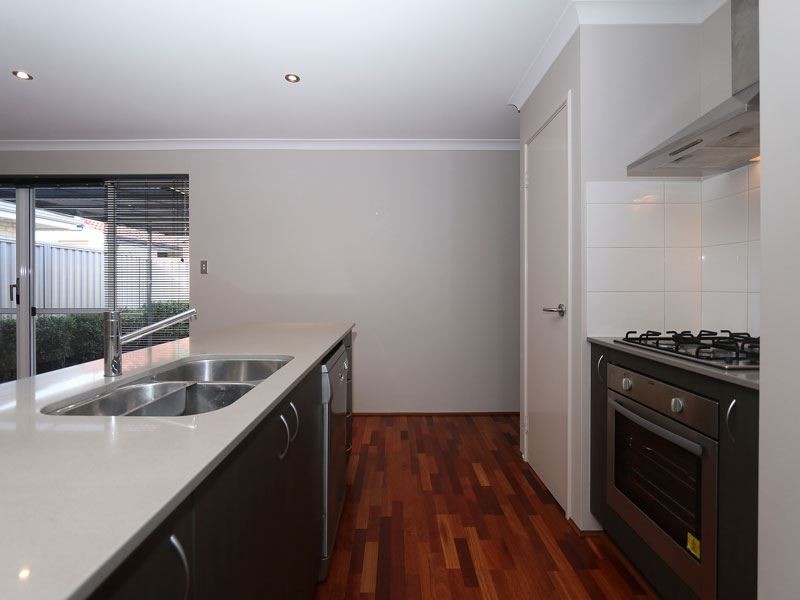 7/42 Baler Court, Hammond Park WA 6164
