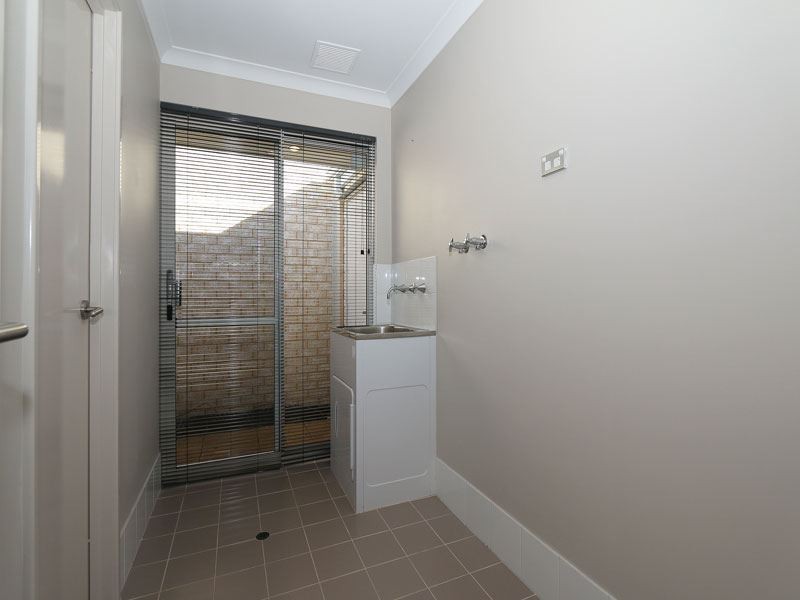 7/42 Baler Court, Hammond Park WA 6164