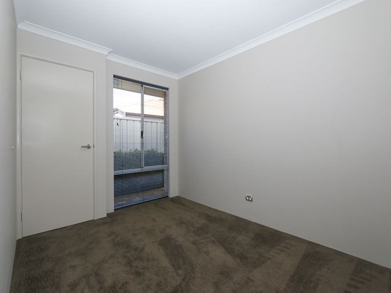 7/42 Baler Court, Hammond Park WA 6164